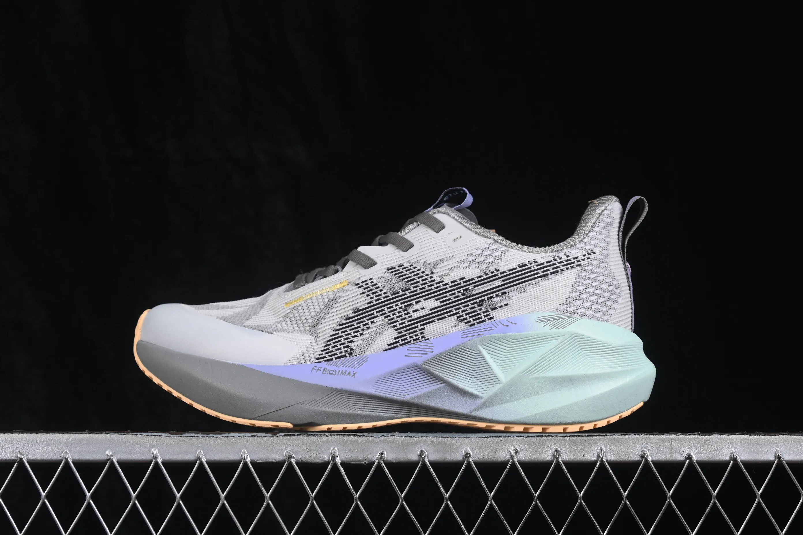 All categories Asics ASICS series Asics Novablast 5 1012B946-100